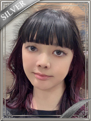 あみな