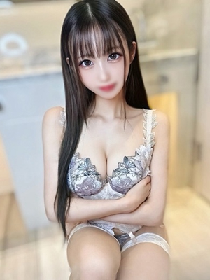 氷上あも『激濡れエロ娘』