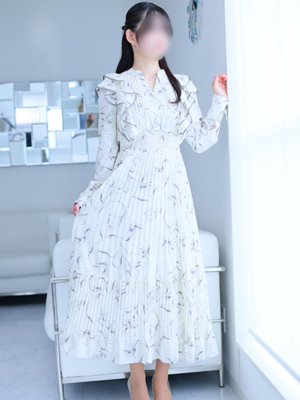 新人・奈留(なる)