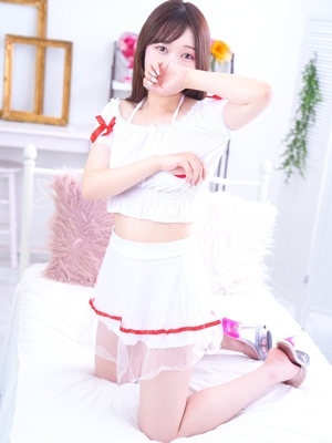 みい