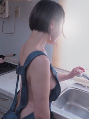 小林ゆみ
