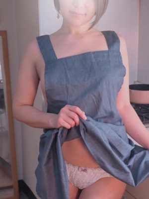 小林ゆみ