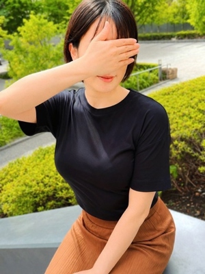 山田りさ