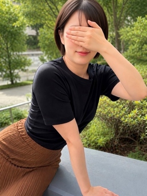 山田りさ