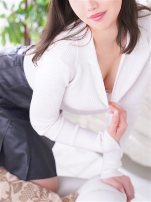 佐織 雫