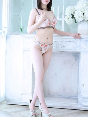 新人・沙文(サアヤ)