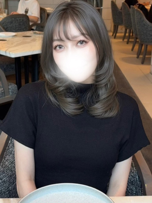 みい