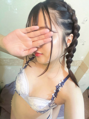 もこ