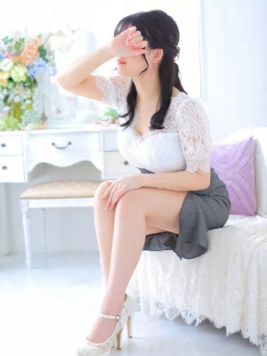 泉さとみ