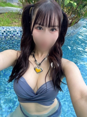 水嶋まいか