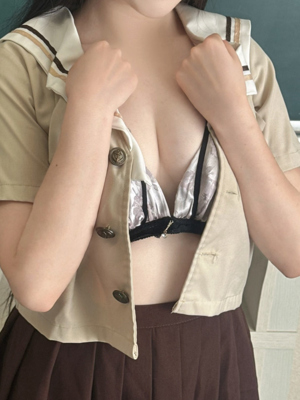 えみり