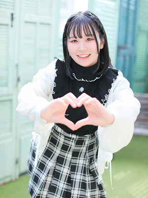 みいな