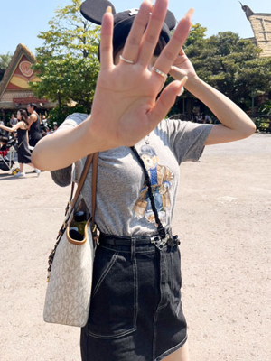 アヤカ