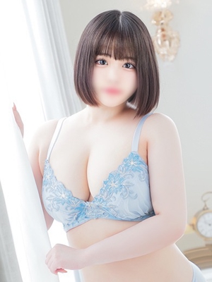 柊ゆい