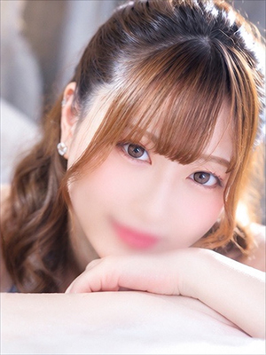 芦名ひかり