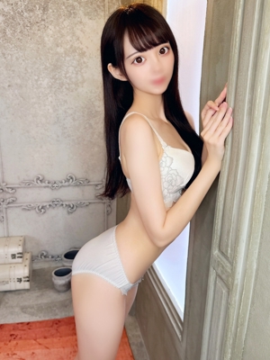 せいら【アイドル級極カワ美女】