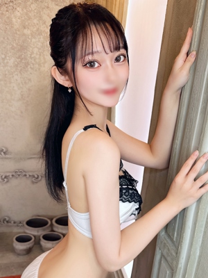 ゆな【激エロ看護師の夜診療】