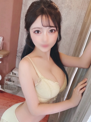 ひみつ【H乳で美巨乳も最高】