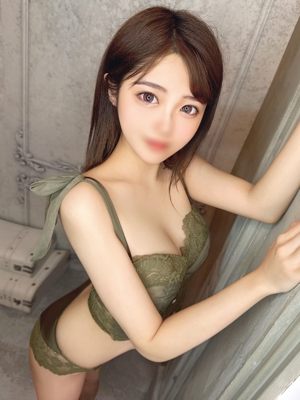 まよ【小柄な素人系美少女】