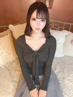 まいか【G乳経験極浅大学生】