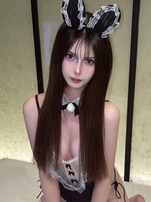 てぃな【ハーフ激カワ美女】