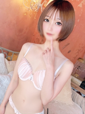 ゆりな【初心感たっぷり美女】