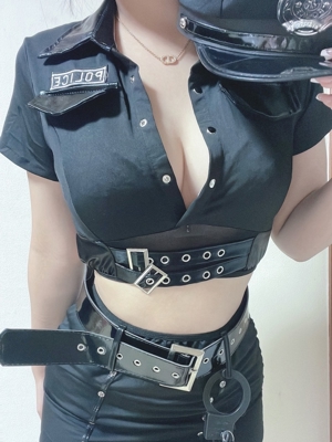 みお【未開発なウブ美少女】