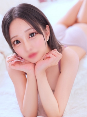 るな【ボーイッシュF乳美少女】