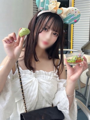 るる【エロ秘めた清楚】