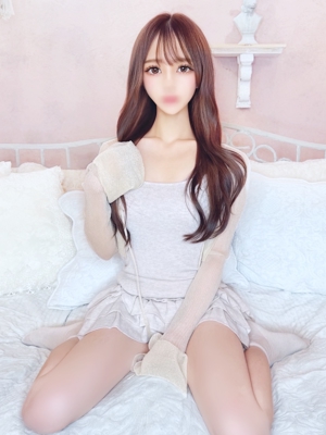 りお【見惚れる美貌】