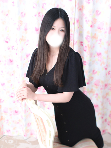 ユイ
