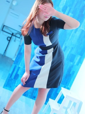 水城ゆりな