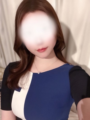 水城ゆりな