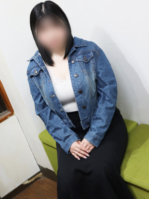 みい