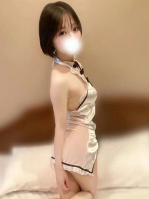 松井なこ