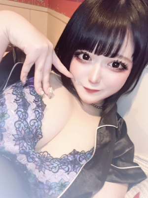 愛川 リノ【新たな爆乳ナース！】