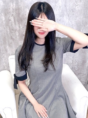 れな【ピンクゴールド】