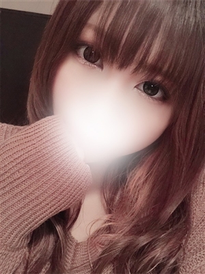 -新人-まき