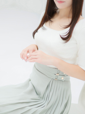 新人・亜依(あい)