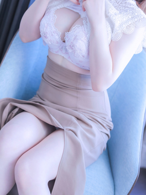 新人・美希(みき)