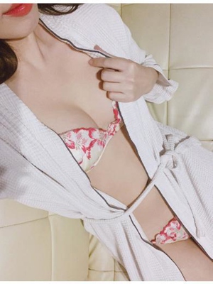 ゆり