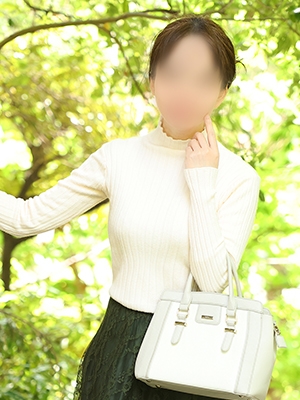 栞里
