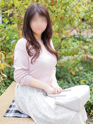 由奈
