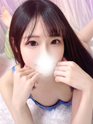 みい