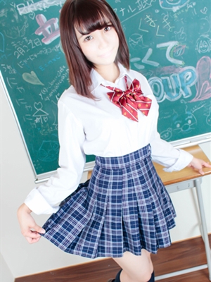 あやな