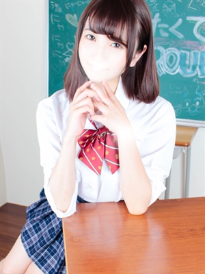 あやな